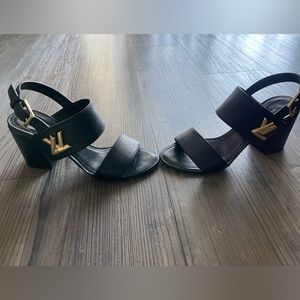 Louis Vuitton
Horizon leather sandal